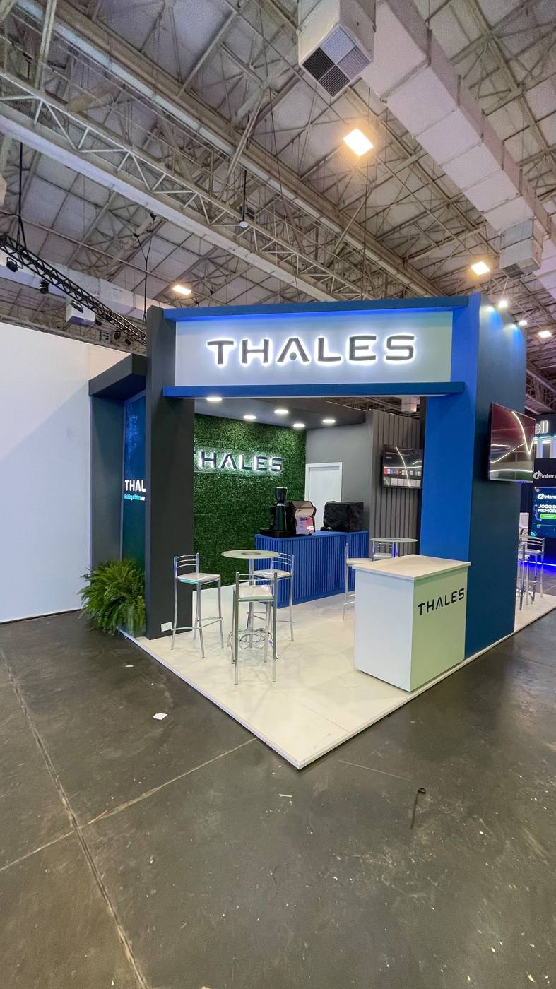 Estande da Thales montado pelo Grupo Sirogo